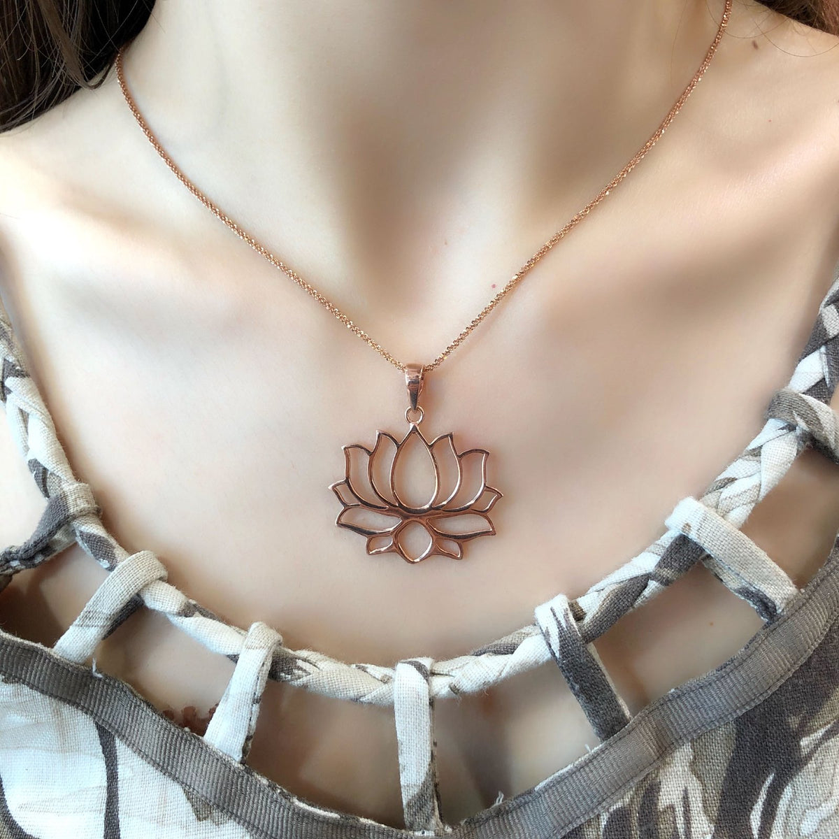 Lotus Çiçeği Gümüş Kolye Ucu Rose Gold Kaplama