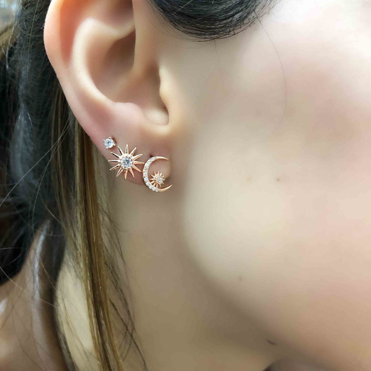 Rose Gold Kaplama Ay Kutup Yıldızı Zirkon Taşlı Küpe