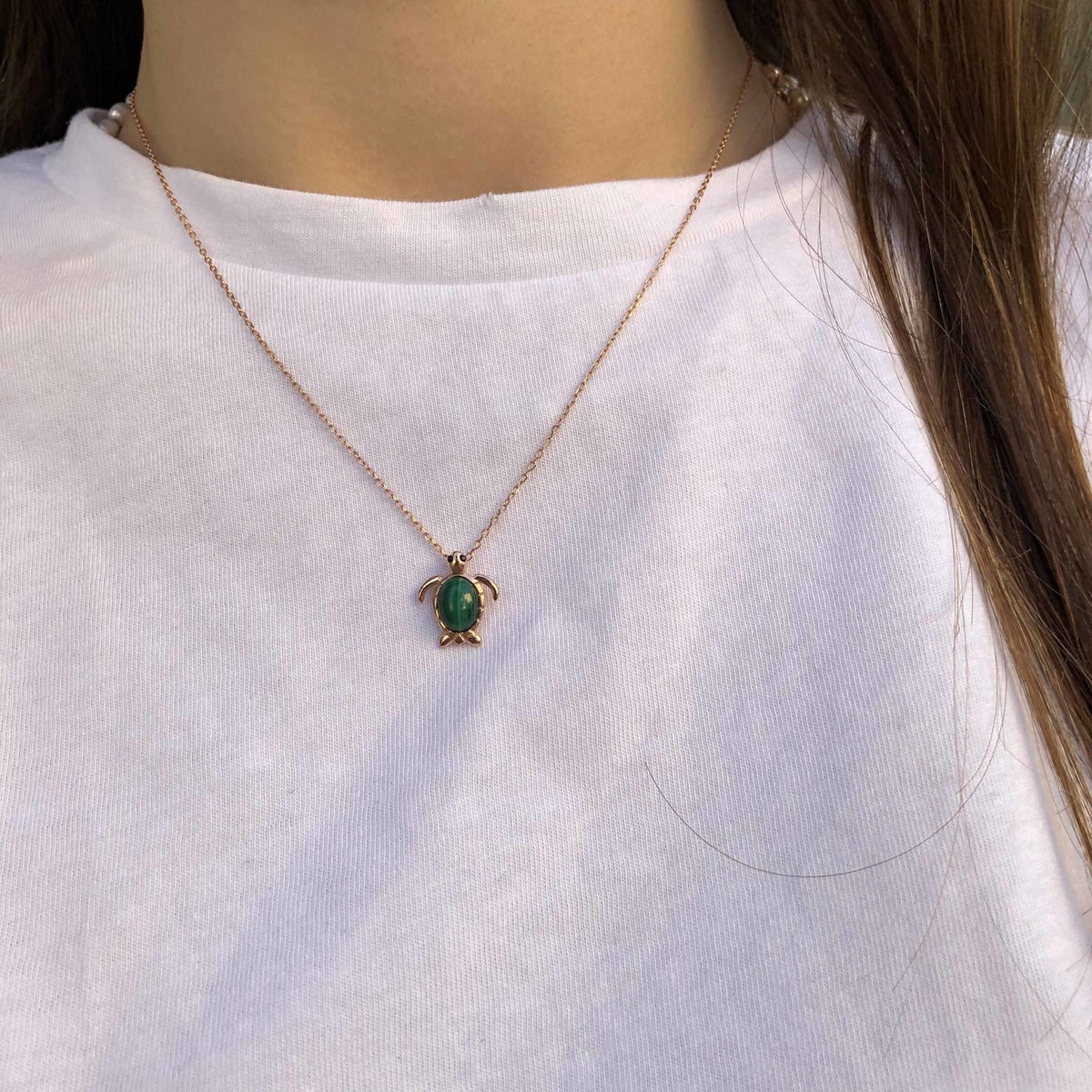 Rose Gold Kaplama Malahit Taşlı Kaplumbağa Kolye